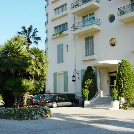 Moderne A Avec Vue Sur Et Montagne 85 M² Apartment Cannes